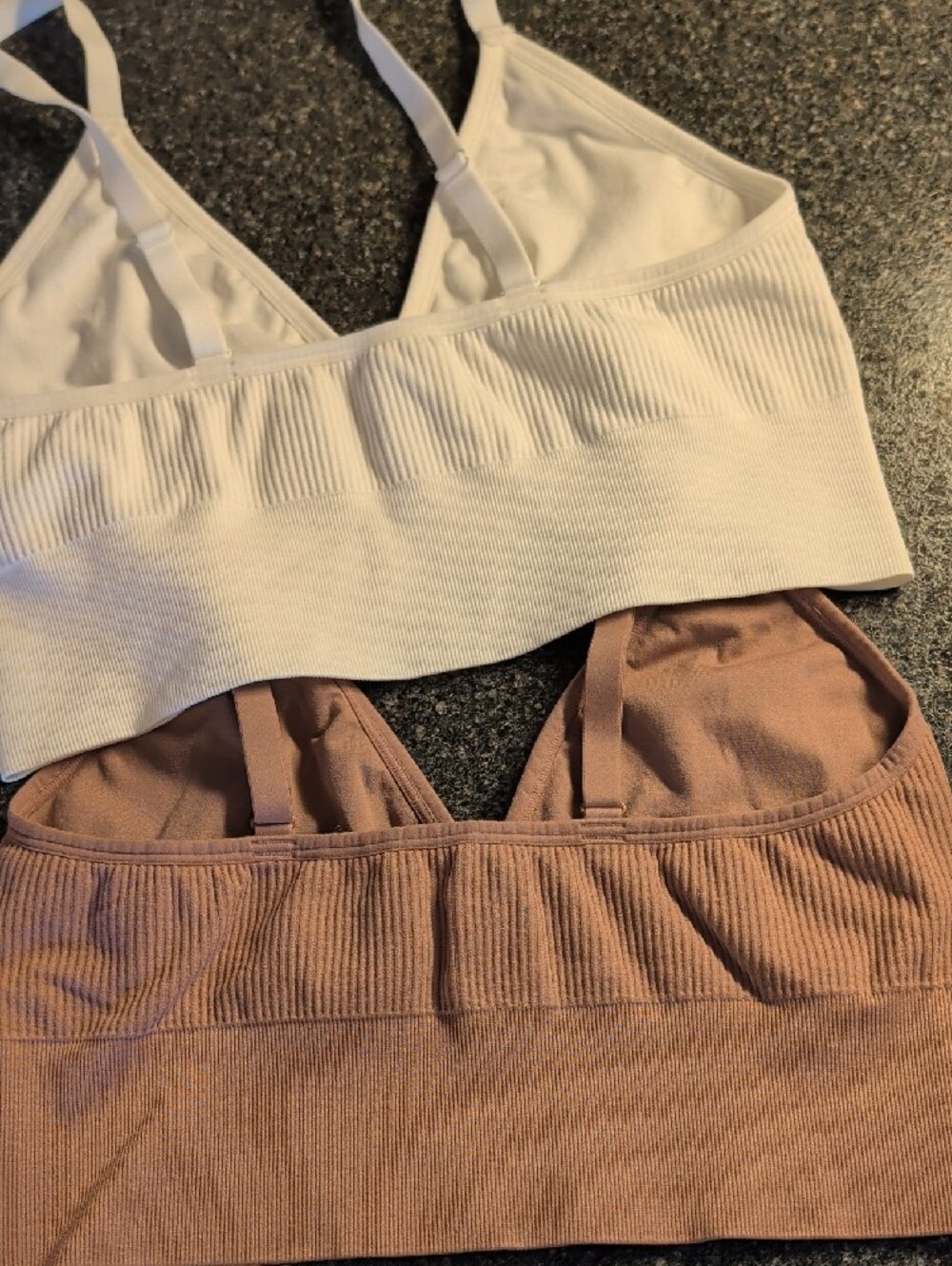 Seamless Ribbed Bralette - Picture 3 of 4